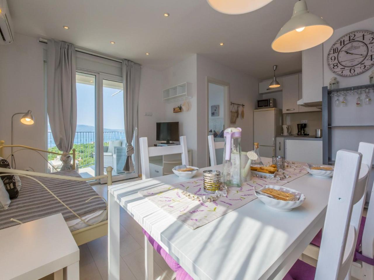 נובי ווינודולסקי Apartments Lavarin מראה חיצוני תמונה